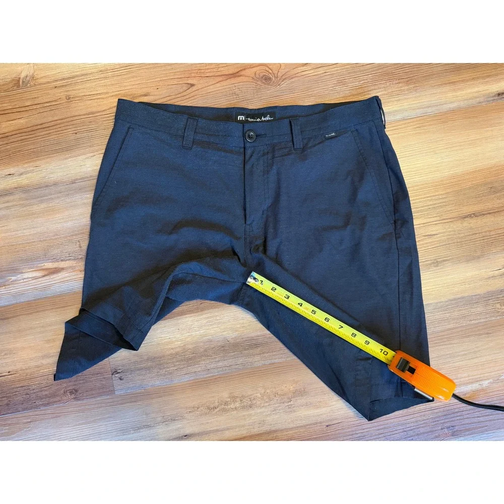 Travis Mathew Mens Golf Shorts Navy Blue Micro Stripe Performance Size 34 - Picture 6 of 6